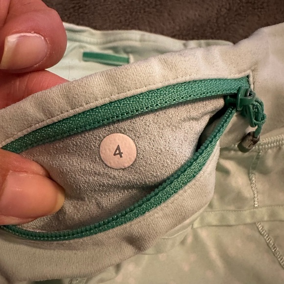 Lululemon Speedy Short - Picture 3 of 5